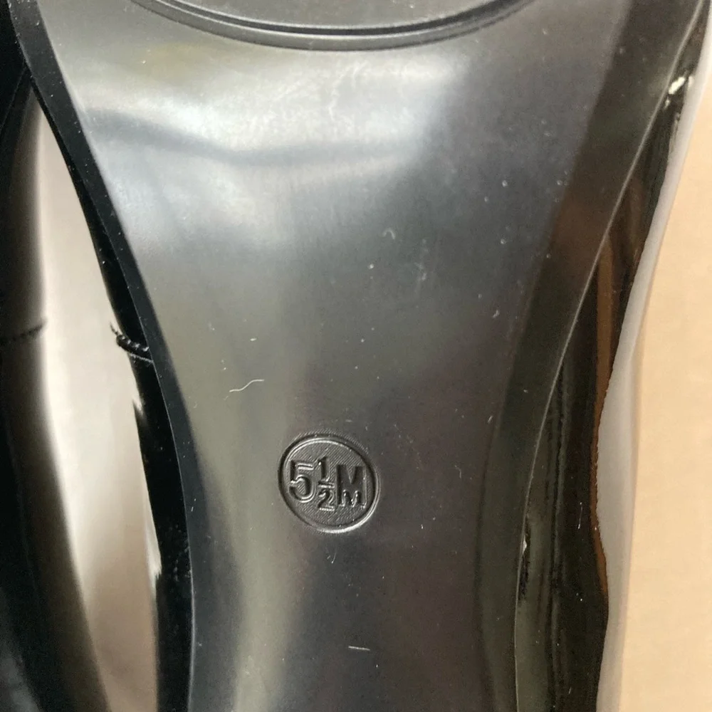 Calvin Klein gayle pointy toe stiletto pumps New - Picture 6 of 10